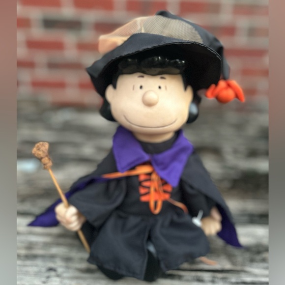 Gemmy Peanuts Halloween Dancing Dracula Charlie Brown Witch Lucy Wizard Snoopy - Picture 5 of 8
